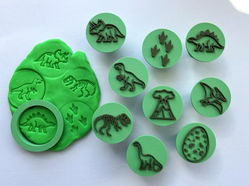 Dinozor Dünyası Temalı Oyun Hamuru ve Kurabiye Kalıp Seti | Craftelle 3D Kurabiye Kalıbı