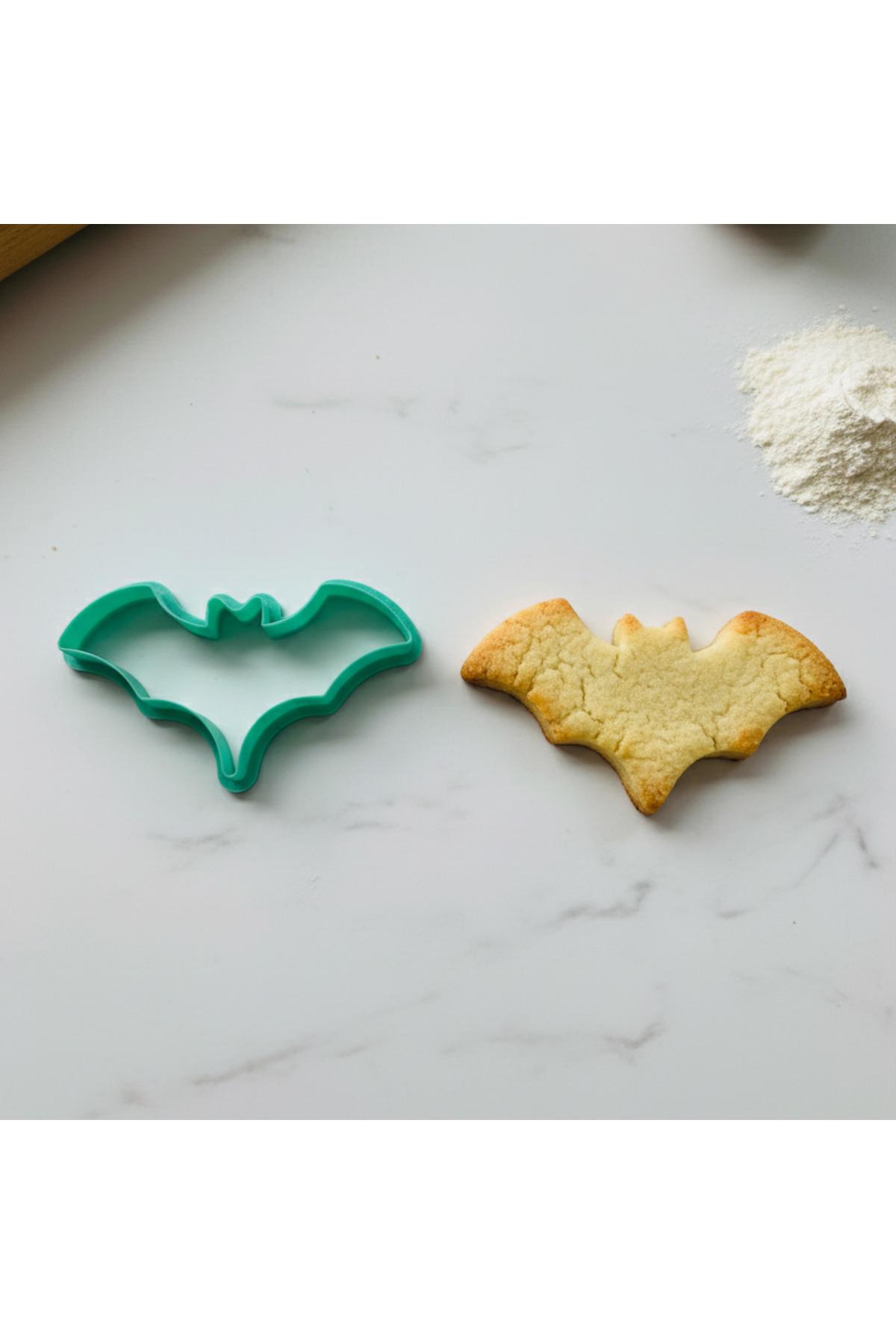 Yarasa Şekilli Kurabiye Kalıbı, Yeşil, Cadılar Bayramı ve Parti Temalı | Craftelle 3D Kurabiye Kalıbı