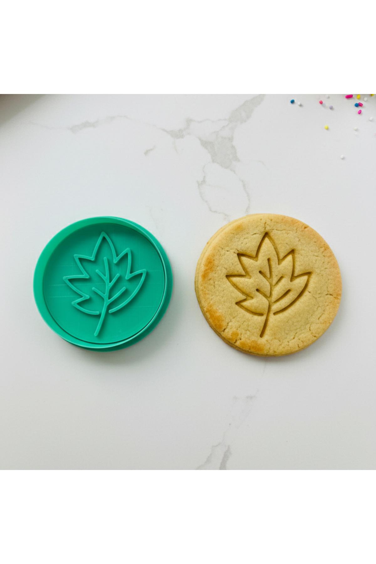 Yaprak Desenli Kurabiye Kalıbı, Yeşil, Yuvarlak, Sonbahar Temalı, Hamur Şekillendirici, Dekoratif | Craftelle 3D Kurabiye Kalıbı