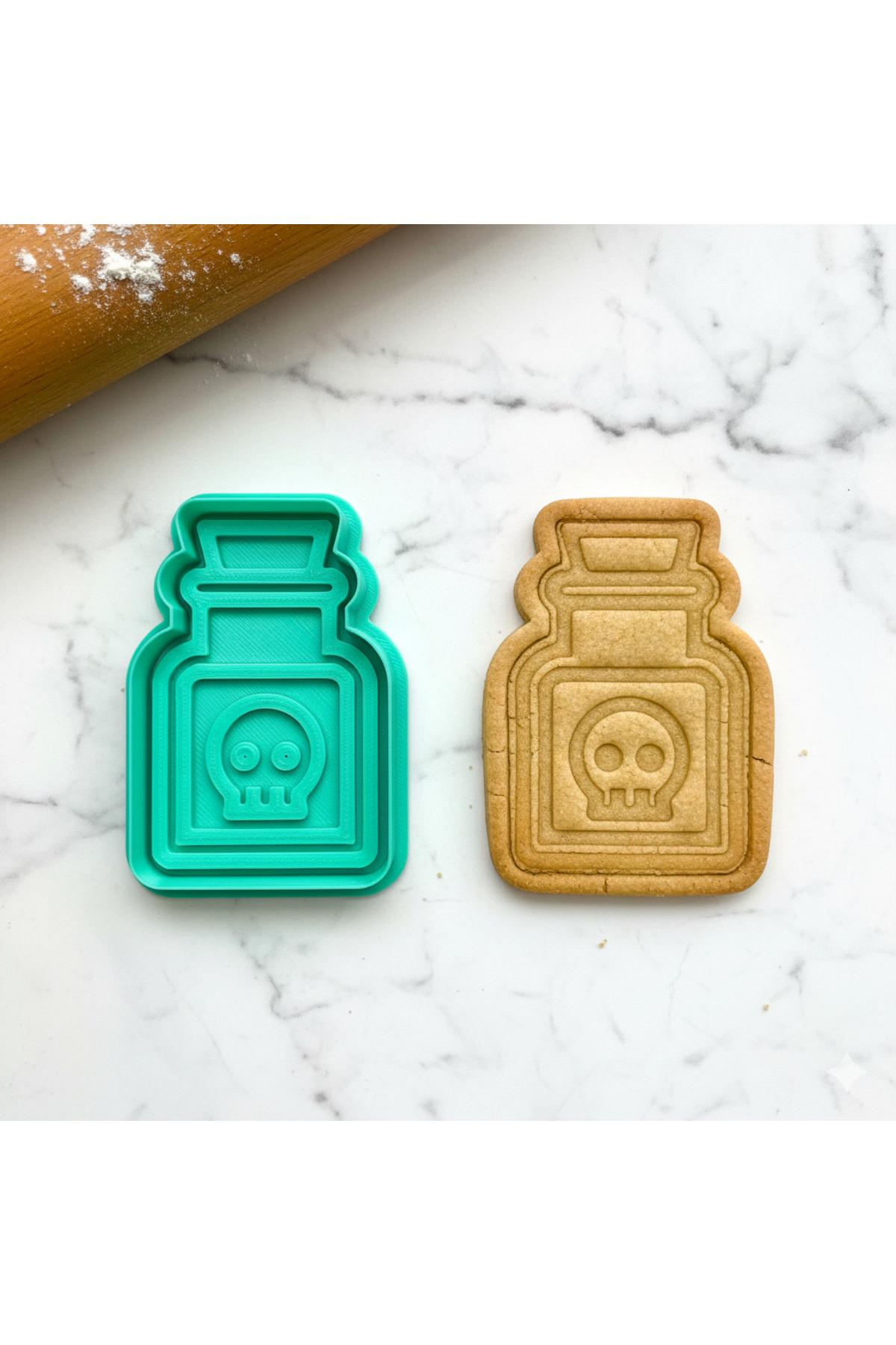 Kuru Kafalı Zehir İksiri Şişesi Kurabiye Kalıbı | Halloween ve Sihirbaz Temalı Partiler İçin | Craftelle 3D Kurabiye Kalıbı