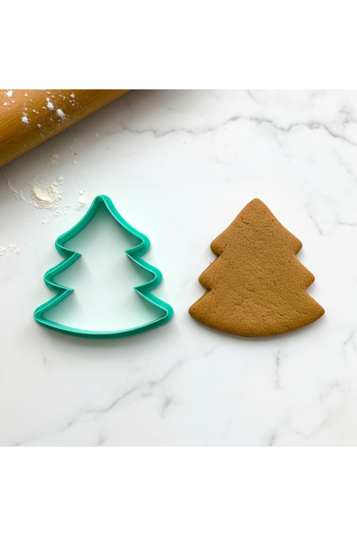 Stilize Çam Ağacı Hamur Kesici | Modern Süslemeler İçin İdeal | Craftelle 3D Kurabiye Kalıbı