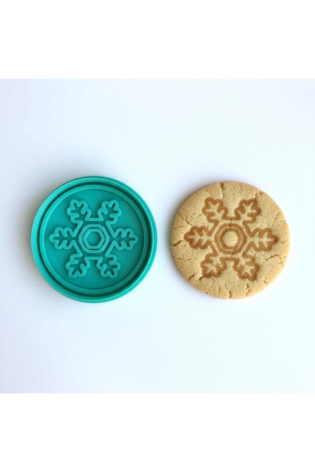 Yuvarlak Kar Tanesi Kurabiye Kalıbı ve Damga Seti | Kış, Yılbaşı, Noel Partisi | Şeker Hamuru, Kil | Craftelle 3D Kurabiye Kalıbı