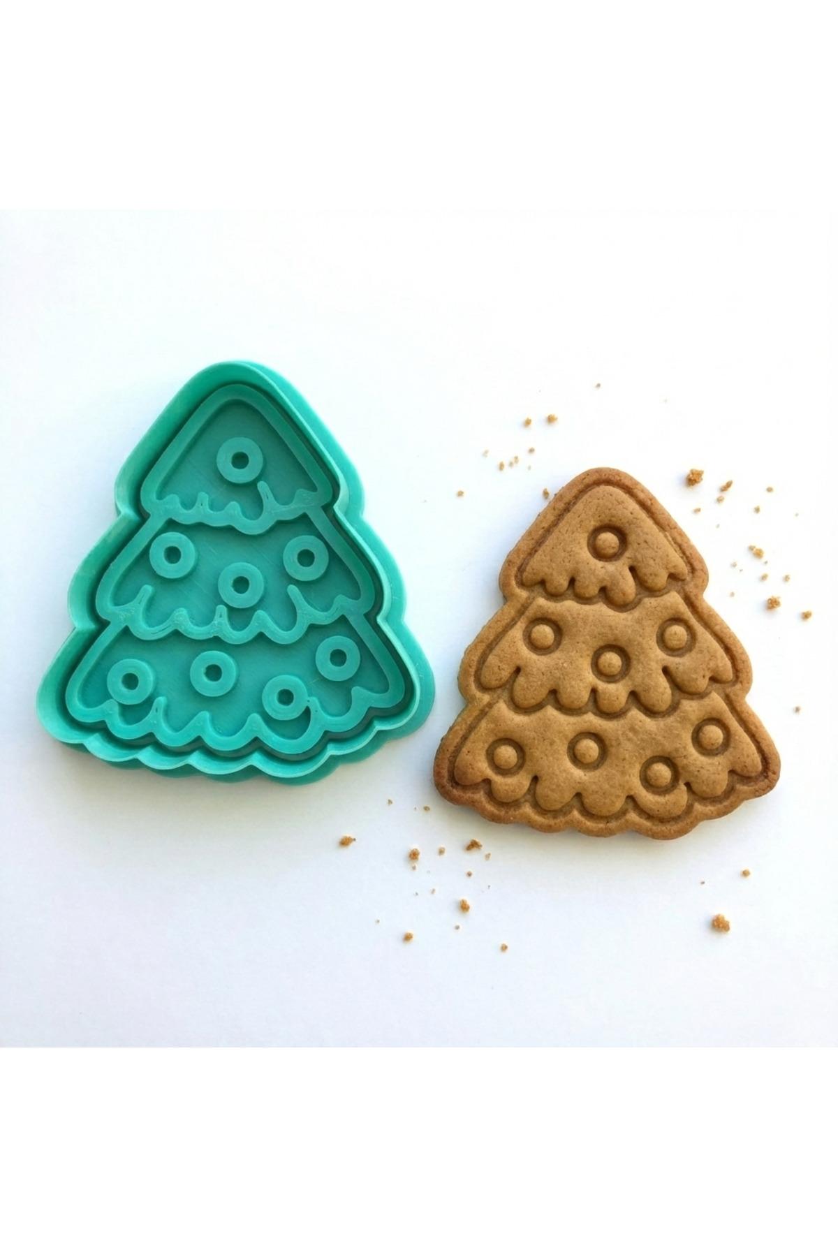 Yılbaşı Ağacı Kurabiye Kalıbı ve Damga Seti | Ponponlu Çam Ağacı | Kış Temalı Parti | Şeker Hamuru | Craftelle 3D Kurabiye Kalıbı