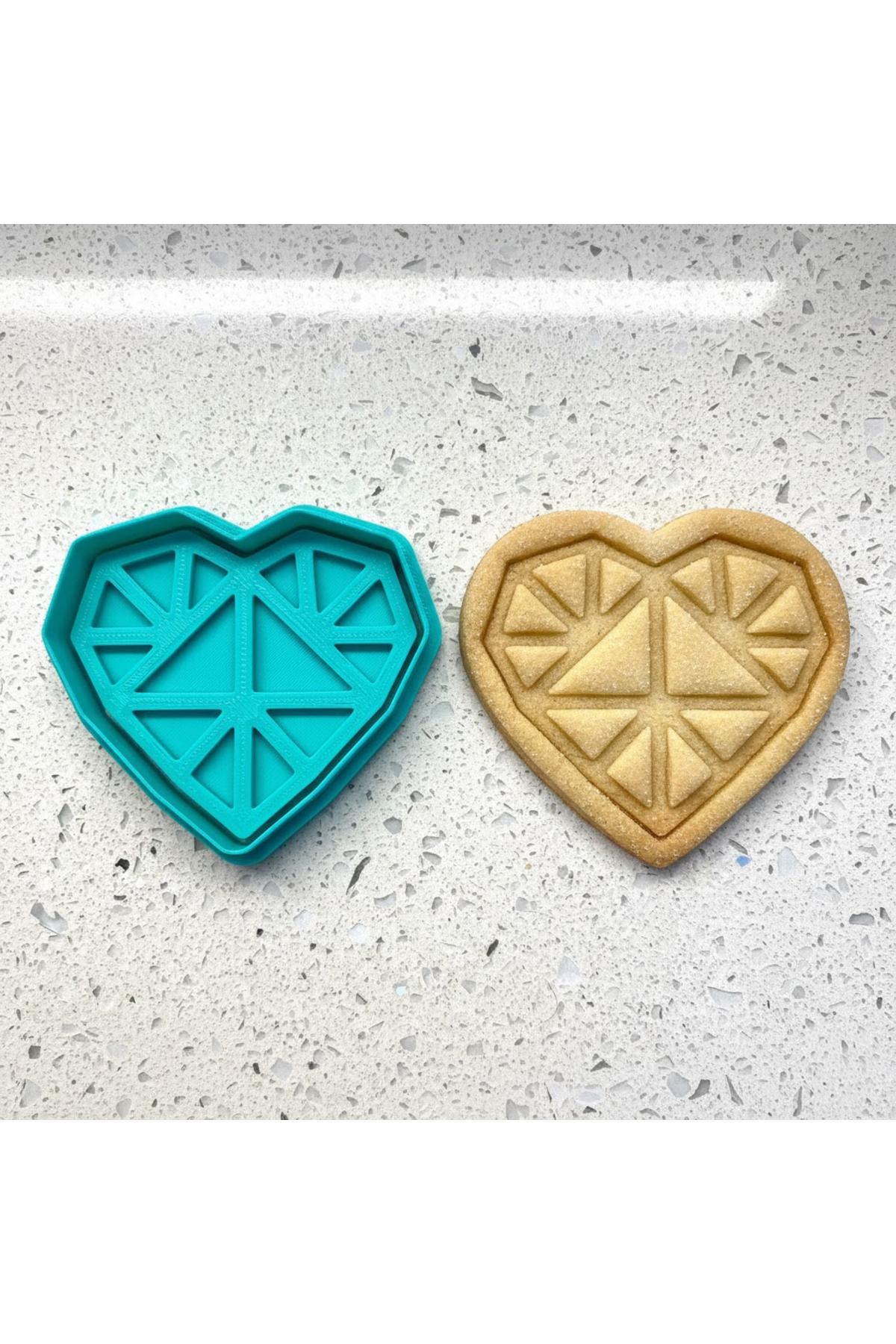 Üçgen Desenli Geometrik Kalp Figürlü Kurabiye Kalıbı | Modern Sanat Damga | Kil ve Şeker Hamuru | Craftelle 3D Kurabiye Kalıbı