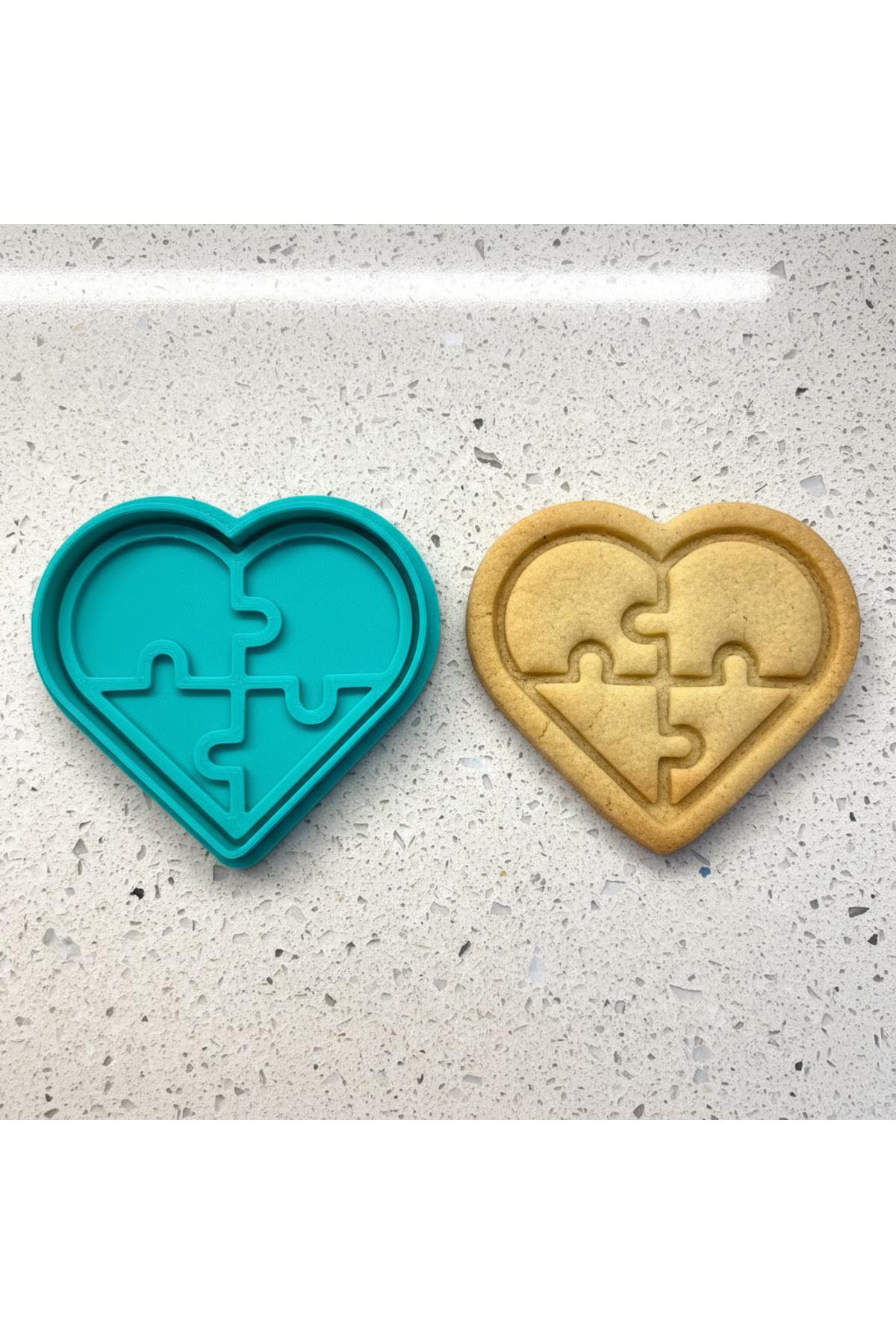 Dörtlü Yapboz Kalp Kurabiye Kalıbı ve Damga Seti | 4 Parça Puzzle Kalp Tasarımı | Sevgililer Günü | Craftelle 3D Kurabiye Kalıbı