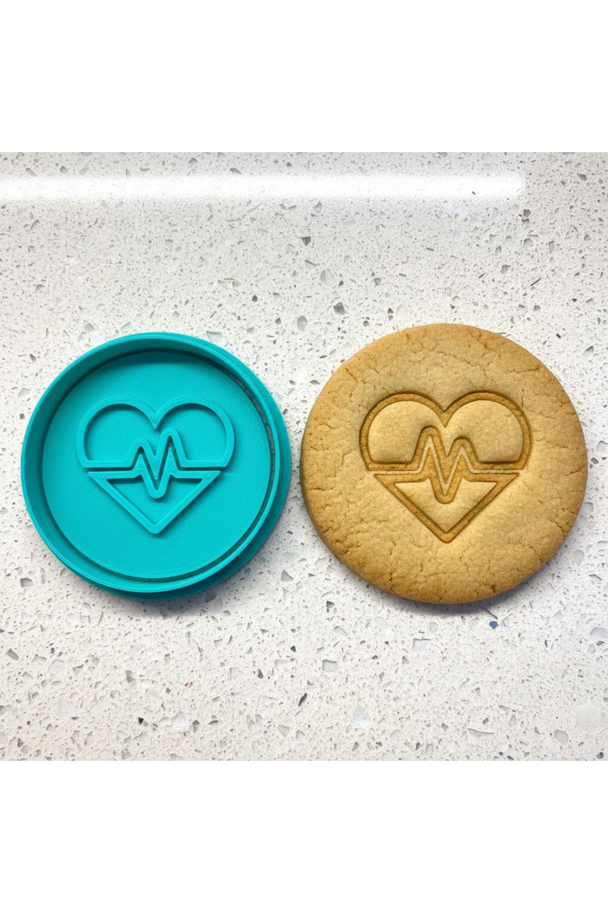 Kalbim Senin İçin Atıyor Figürlü Kurabiye Kalıbı | Kil ve Şeker Hamuru Şekillendirici | Craftelle 3D Kurabiye Kalıbı