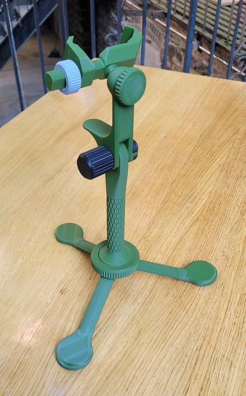 Ayarlanabilir Profesyonel Telefon Tripodu ve Masaüstü Sabitleyici Stand Görsel 4